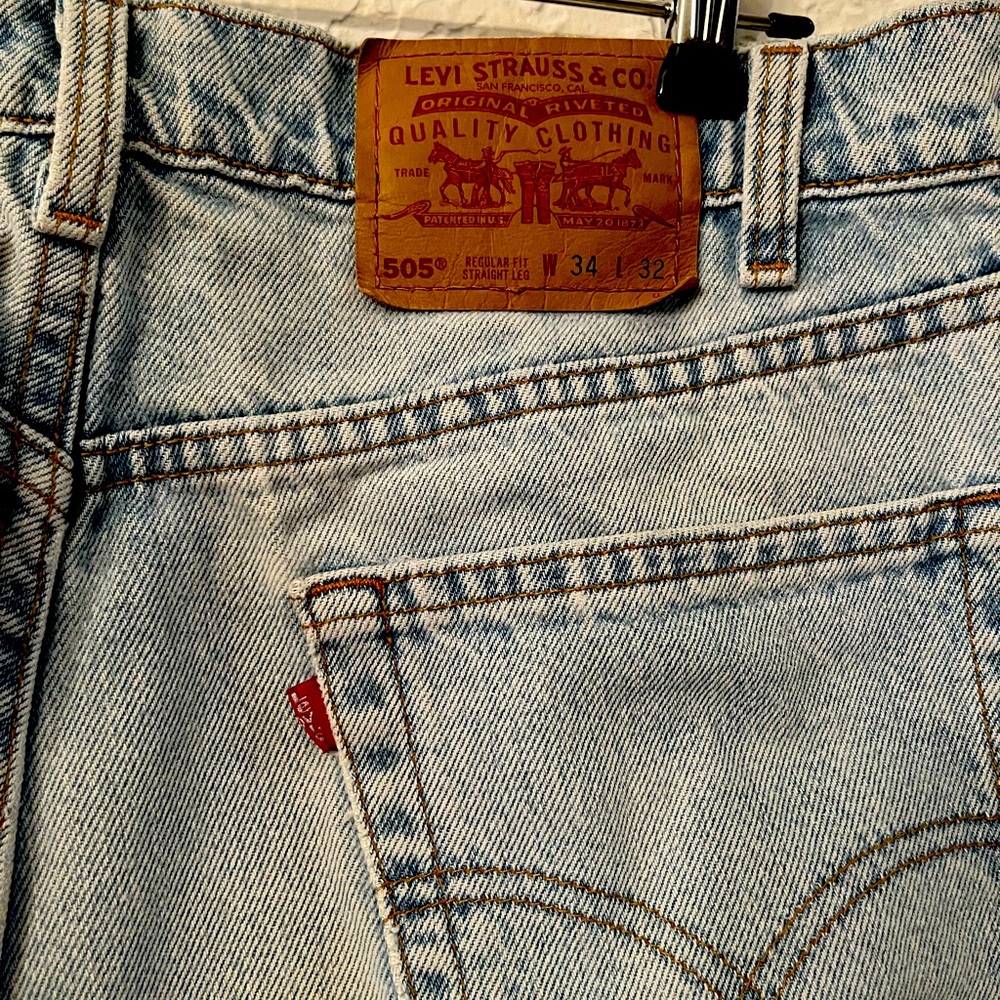Men’s Levi’s 505 straight leg